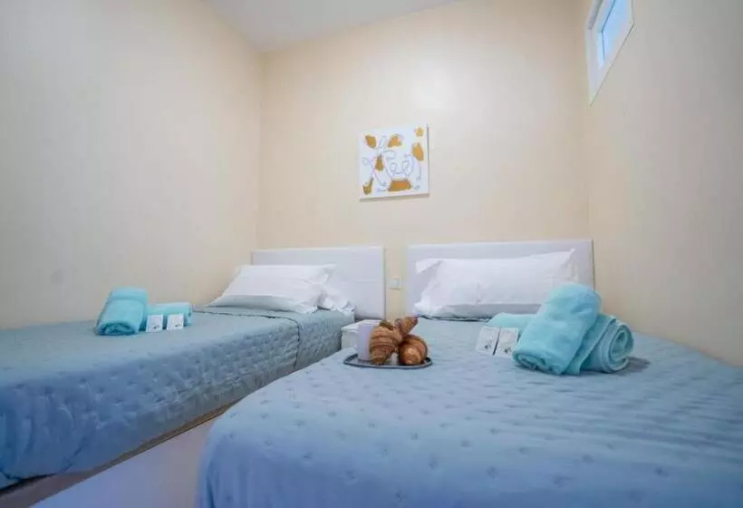 Orlando 85 Complex   Costa Adeje