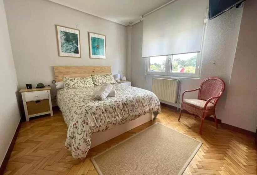 Majatalo Escuela De Surf Waves Sound   Alojamiento Compartido