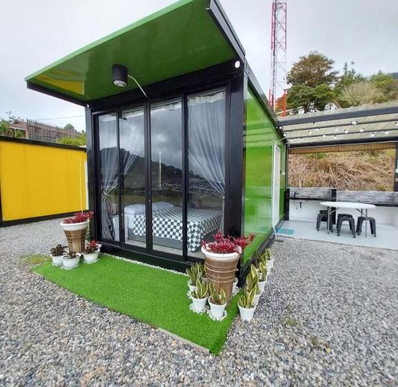 Pensión Sf Homestay