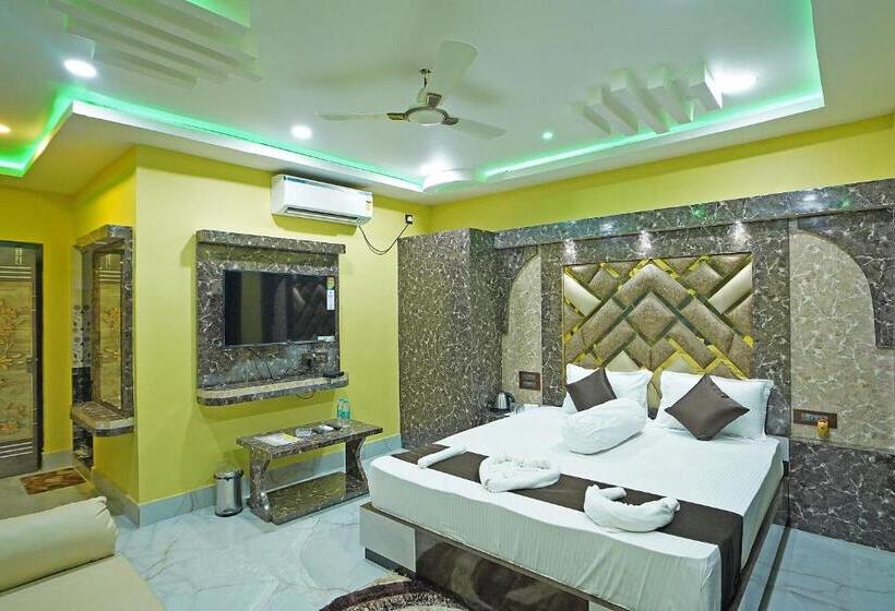 India Beach Resort On Beach