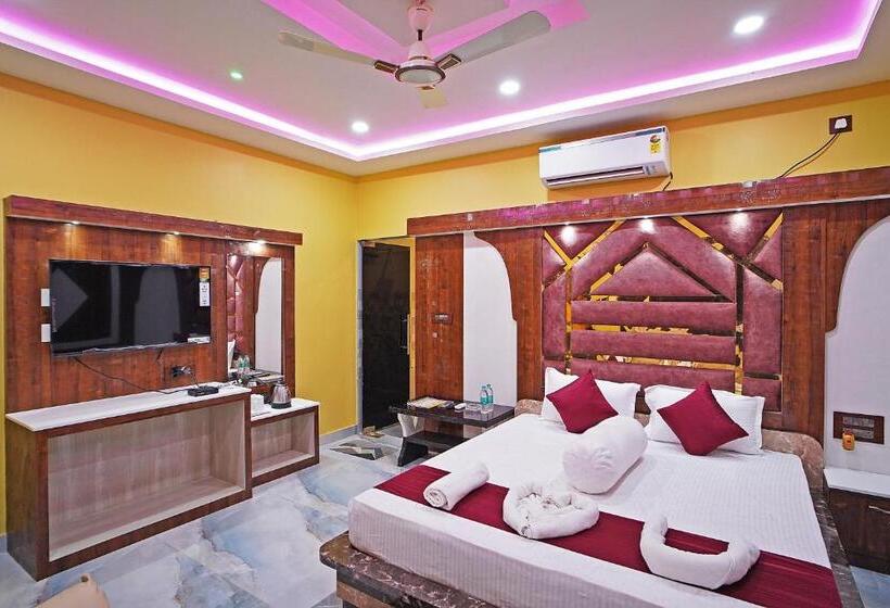 India Beach Resort On Beach