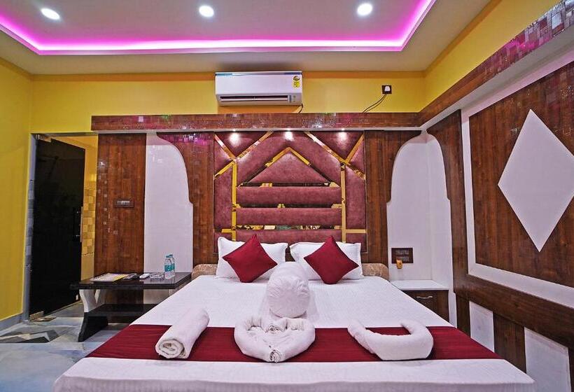 India Beach Resort On Beach