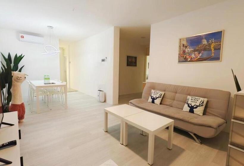 Alvilla   Jalan Sultan Ismail