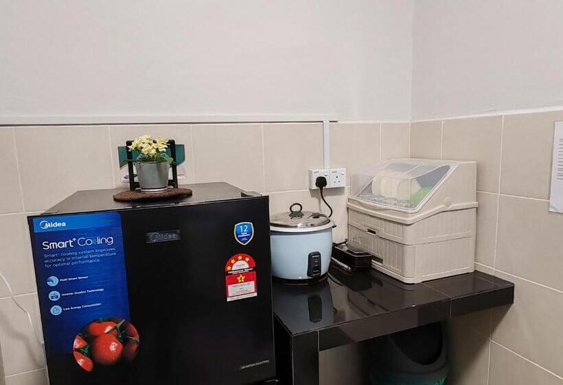 D Elegant Suite   Emerald Avenue