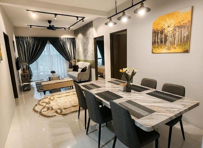 D Elegant Suite   Emerald Avenue