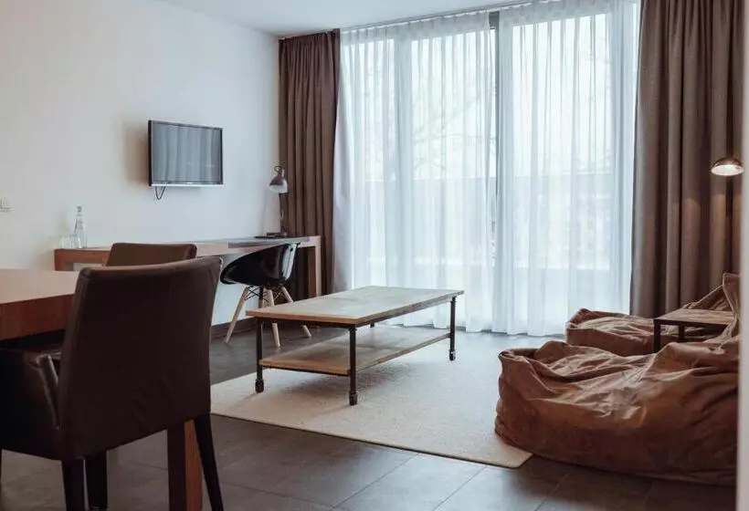 Encanto Hotel Restaurant