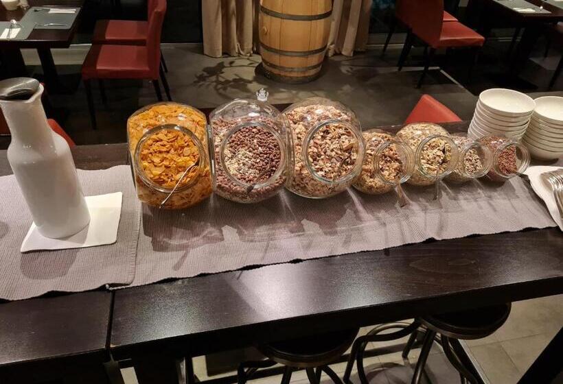 Encanto Hotel Restaurant