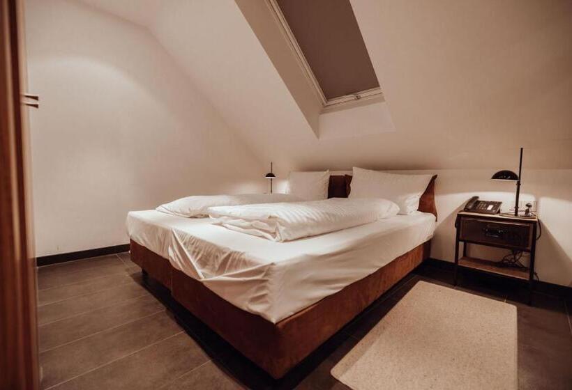 Encanto Hotel Restaurant