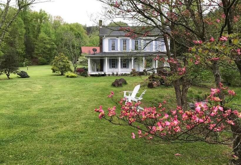 Historic Seaton Springs Farm B&b M Seaton Queen Room With Private Bath Down The Hall