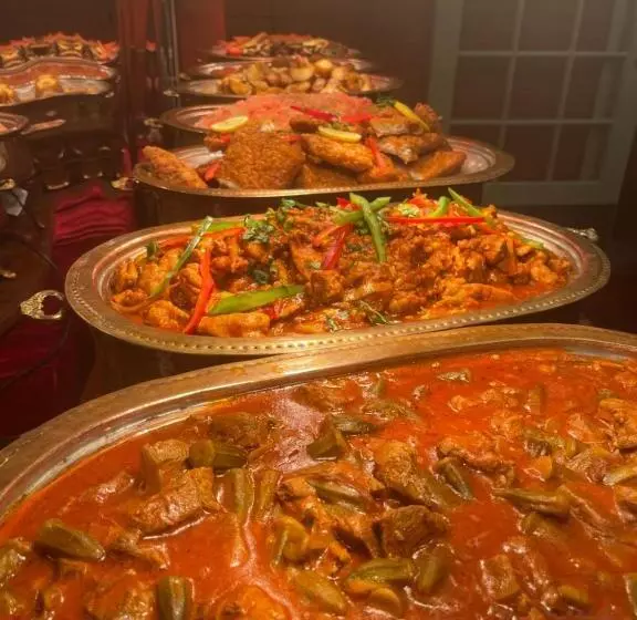 ホテル Grand Station Restaurant & Rum