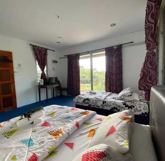 Hotelli Kurau Stone Chalet