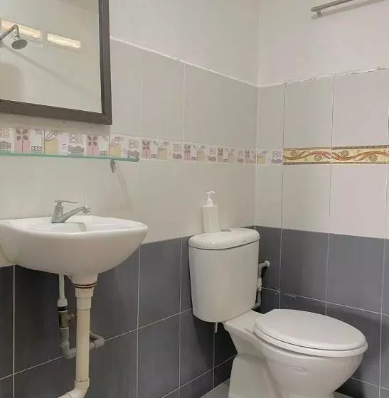 Hotelli Kurau Stone Chalet