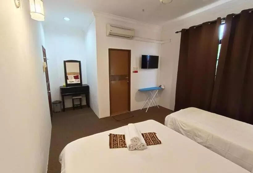 Hotelli Oyo 90868 Oba