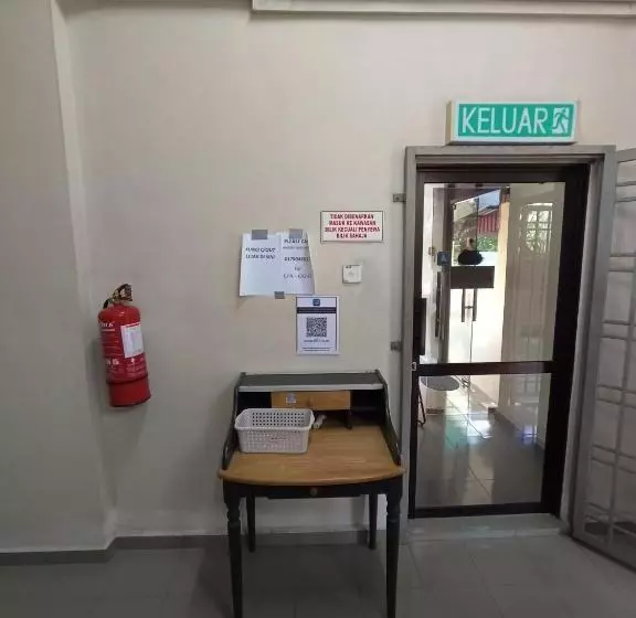 Hotelli Oyo 90868 Oba