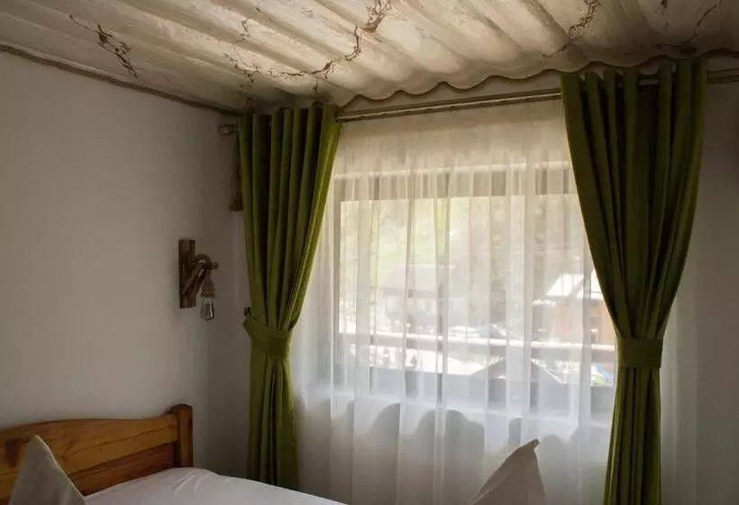 Hotelli Vila Katherina