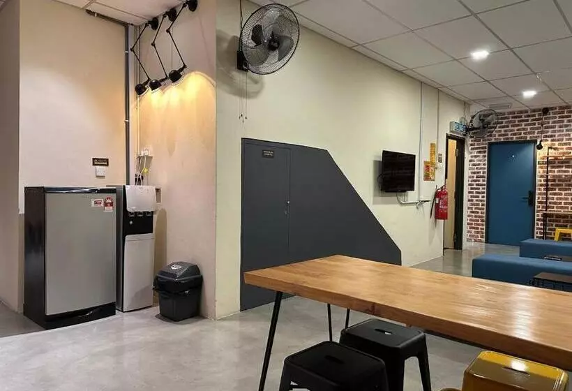 M Stay Hostel