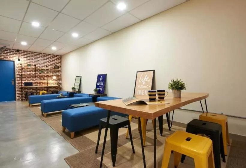 M Stay Hostel