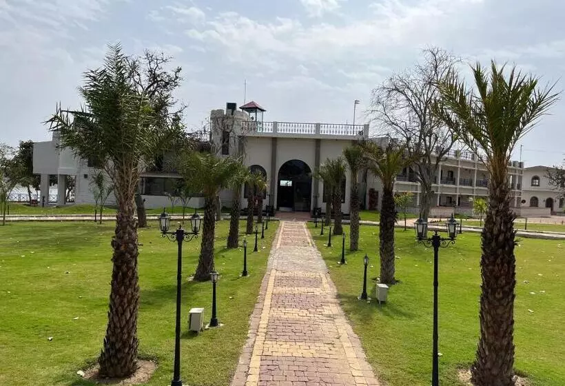 Narwar Lakefront Resort