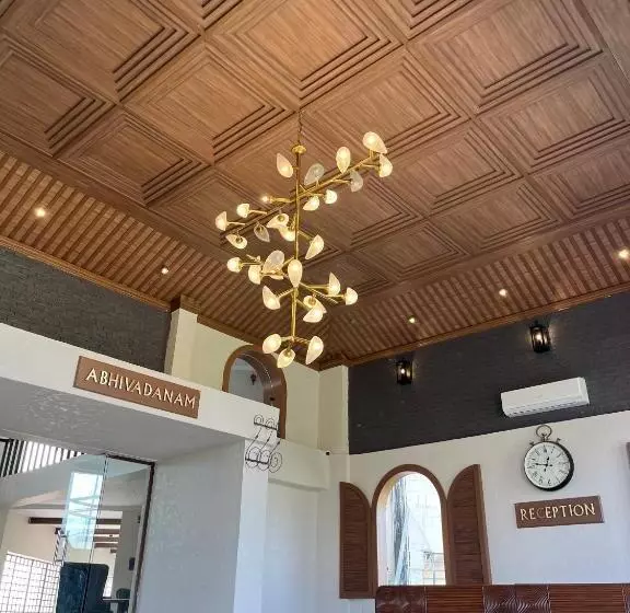 Narwar Lakefront Resort