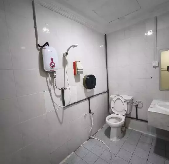 Oyo 90895 Hotel Ikia