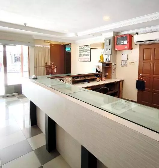 Oyo 90895 Hotel Ikia