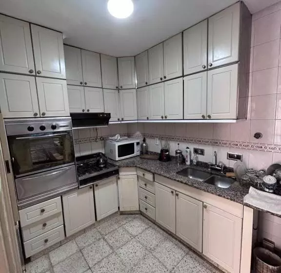 ペンション Habitacion En Casa Centrica Con Pileta, Terraza, Asador, Cerca De Paseo Historico  Rodex Experiences