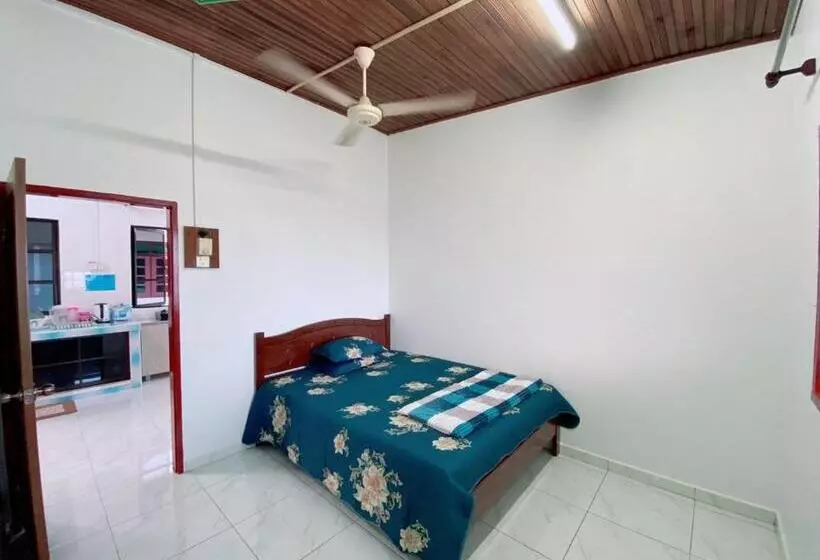 ペンション Roomstay Mok House   Unit 2