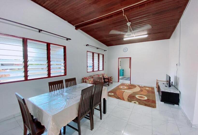 Pensão Roomstay Mok House   Unit 2