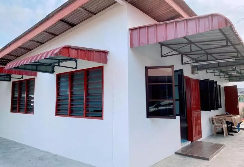 ペンション Roomstay Mok House   Unit 2