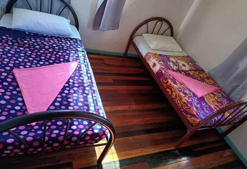 ペンション Room Mak Romm