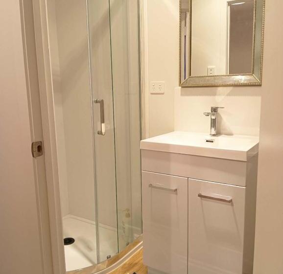 펜션 Melville Guest House Near Waikato Hospital