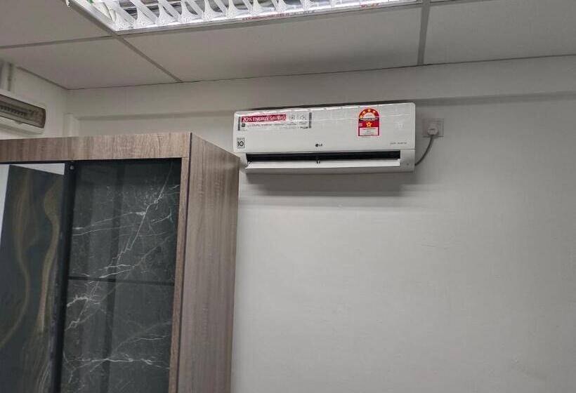 膳宿费 Roomstay Nimaza Bilik 2