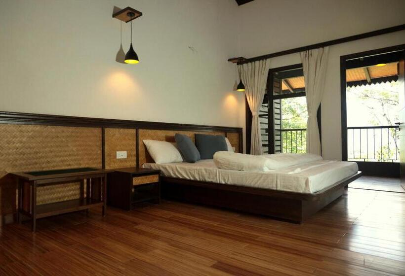 Lomakeskus Red Panda Jungle Camp A Unit Of Davinchi Homes Pvt Ltd