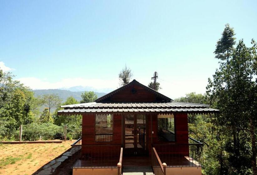 Lomakeskus Red Panda Jungle Camp A Unit Of Davinchi Homes Pvt Ltd