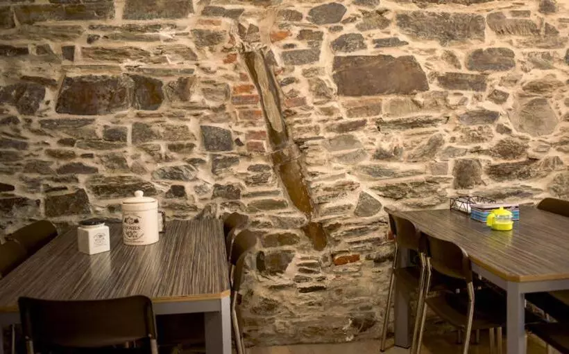 Albergue De La Piedra