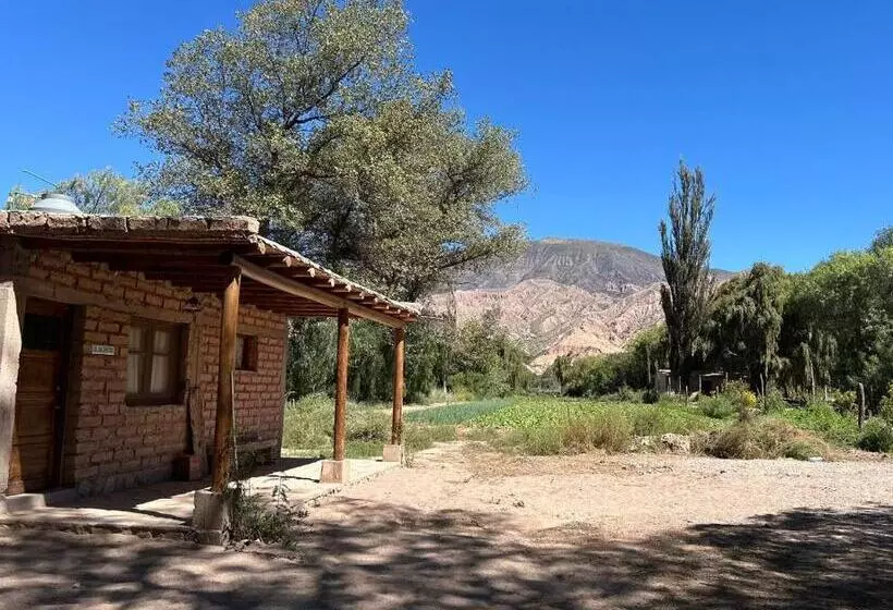 Retkeilymaja El Encuentro   Cabaña Con Vistas A Los Cerros   Maimará