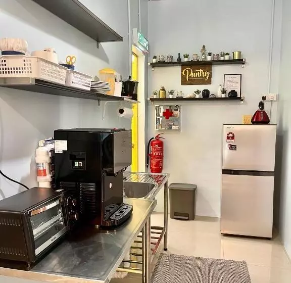 ユースホステル Najzara