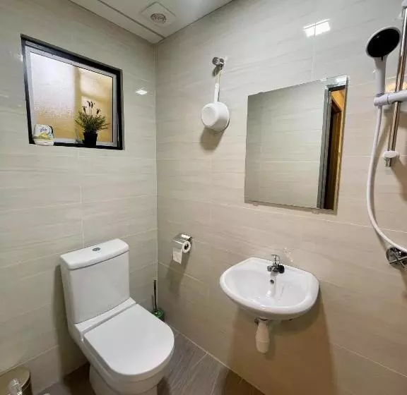 ユースホステル Najzara