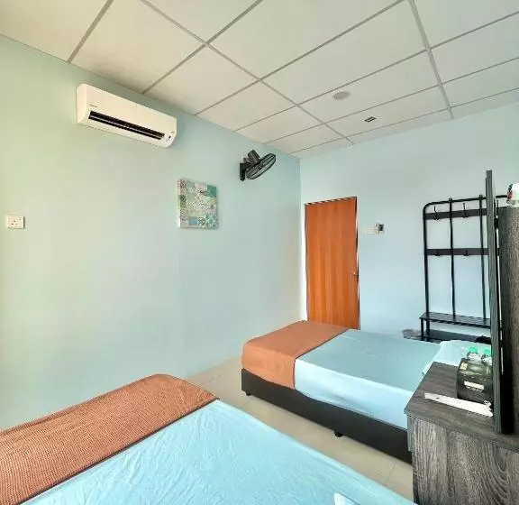 ユースホステル Najzara