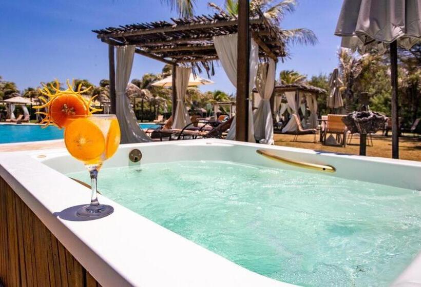 Dom Pedro Laguna Beach Resort & Golf