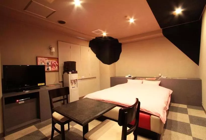 Hotelli レストロヴェスト