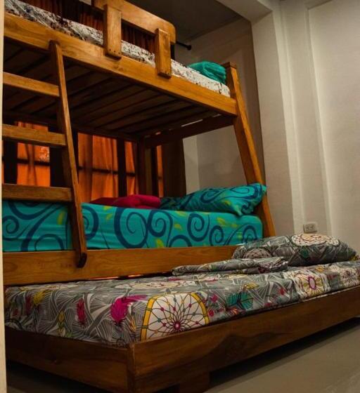 ホテル Antahkarana Guacari