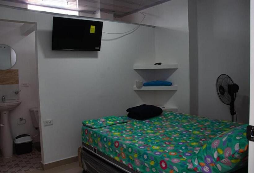 ホテル Antahkarana Guacari