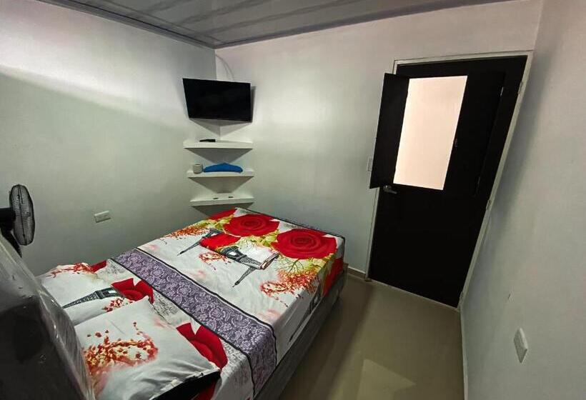 ホテル Antahkarana Guacari