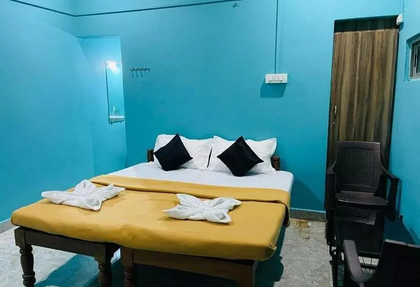ホテル Dandeli Kingfisher Lake View Resort