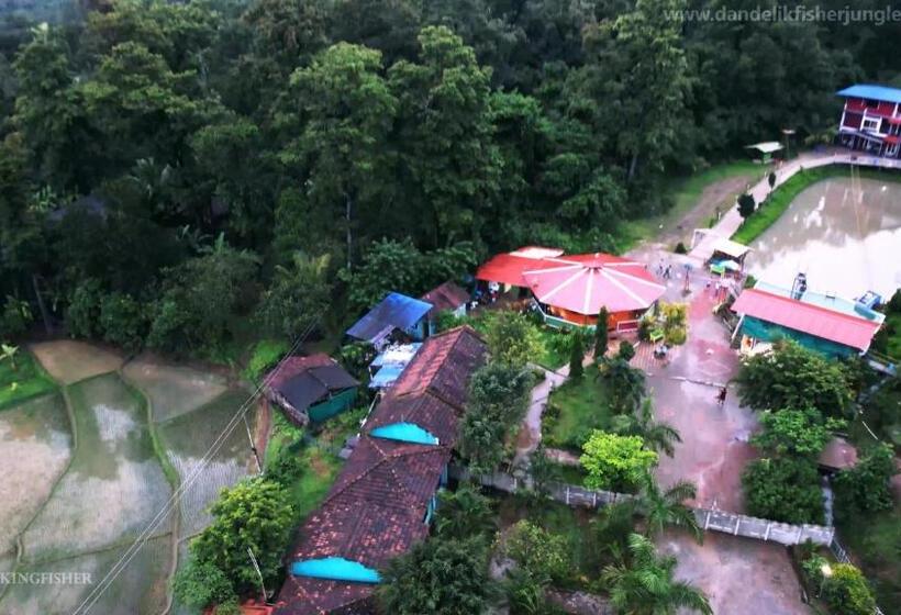 酒店 Dandeli Kingfisher Lake View Resort