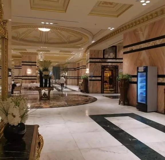 ホテル Emaar Forum