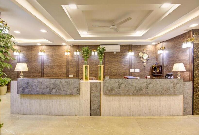 Hotel Park Tree Igi Airport By Unit Of Prithvi Palace