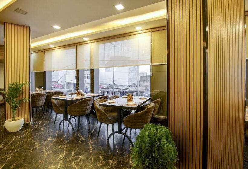 Hotel Park Tree Igi Airport By Unit Of Prithvi Palace