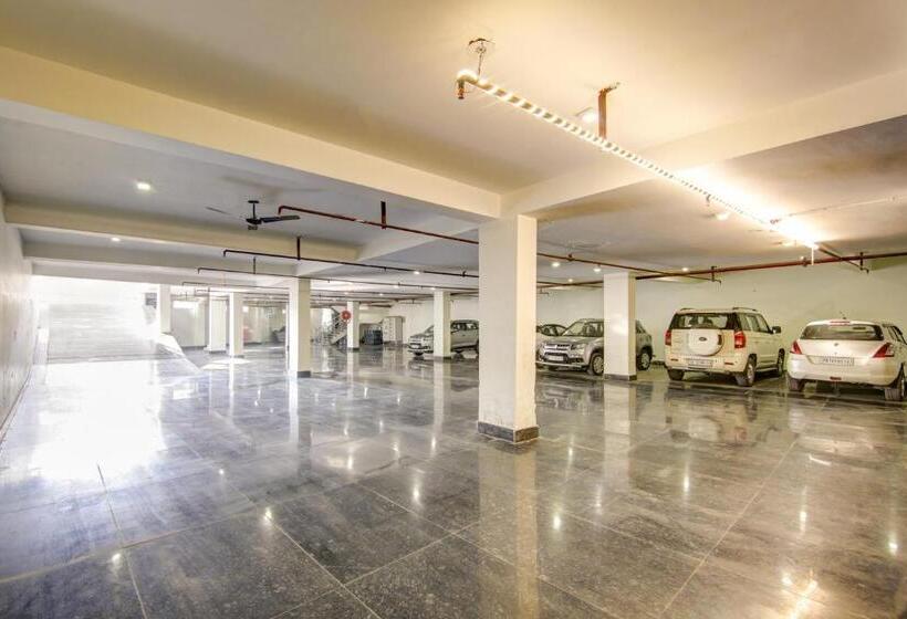 Hotel Park Tree Igi Airport By Unit Of Prithvi Palace